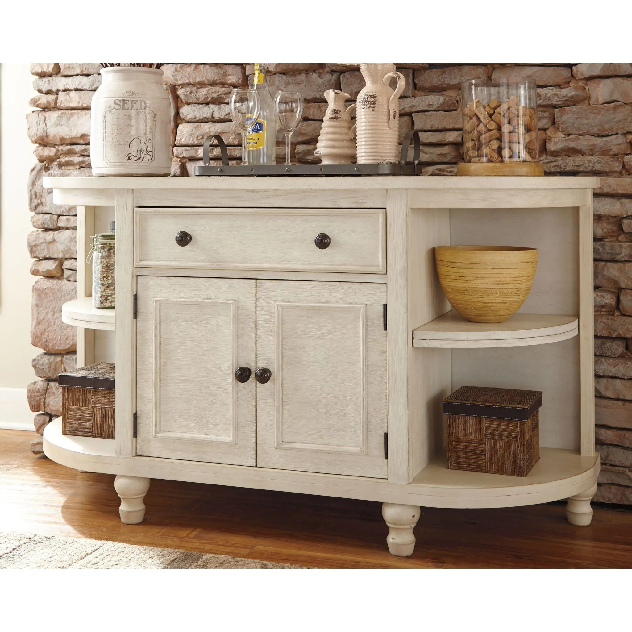 Marsilona-Exclusive Dining Server