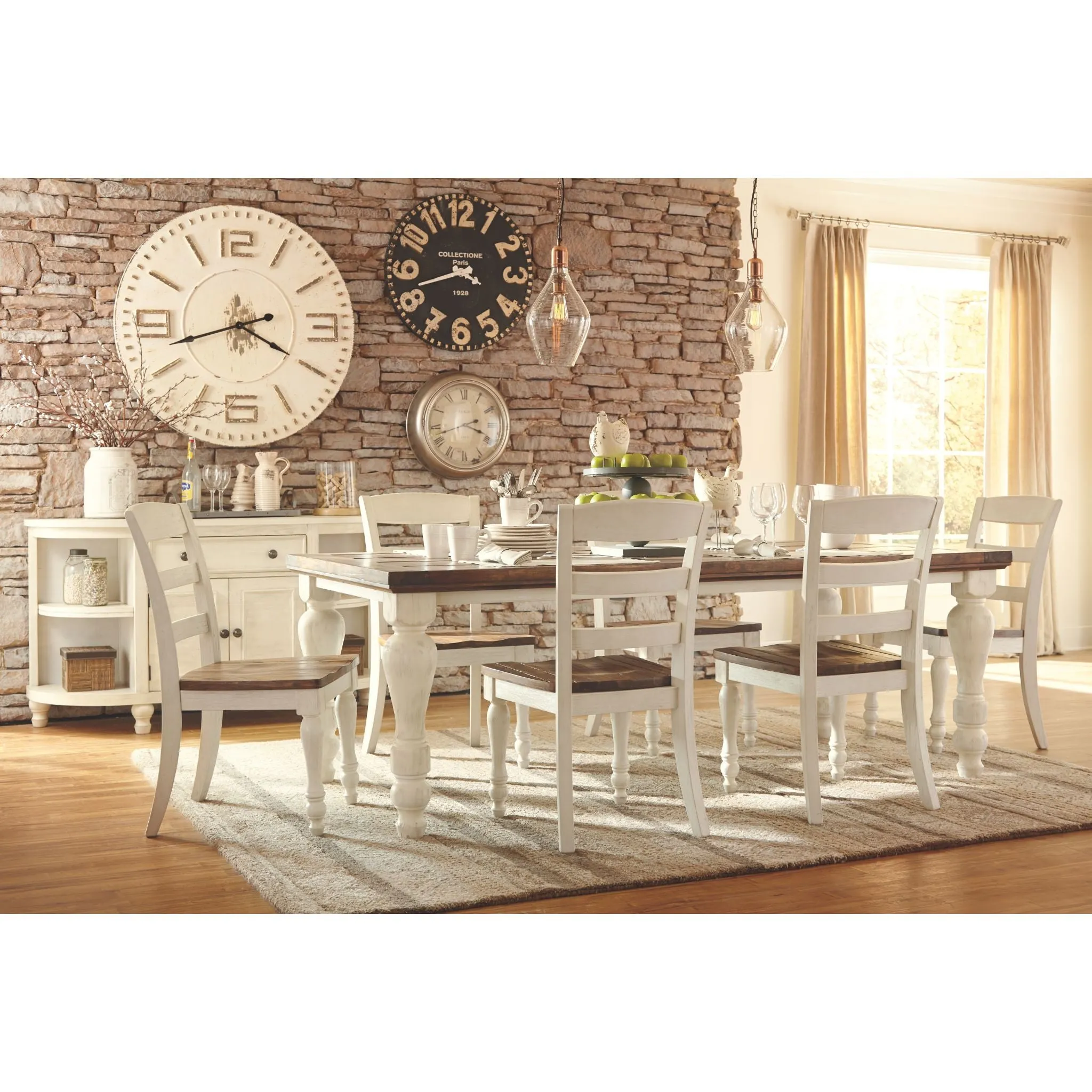 Marsilona-Exclusive Dining Server