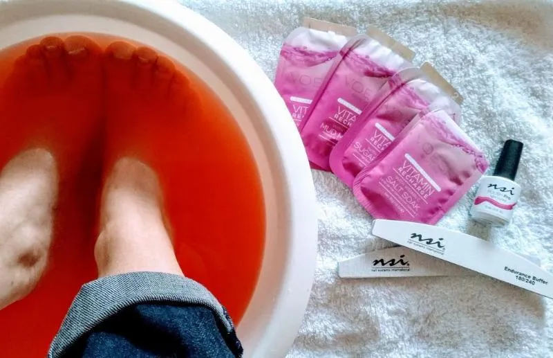 Pedi-in-a-Box Vitamin Recharge - Voesh